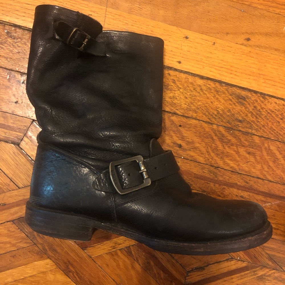 Frye boots Veronica short black size 7
